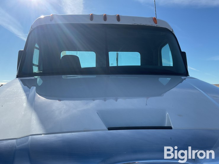 freightliner-cascadia-125-image-10