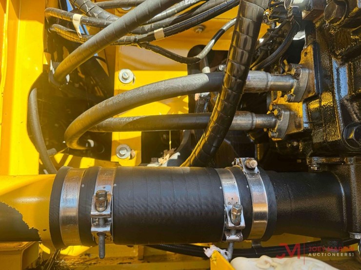 komatsu-pc490-lc-10-image-29