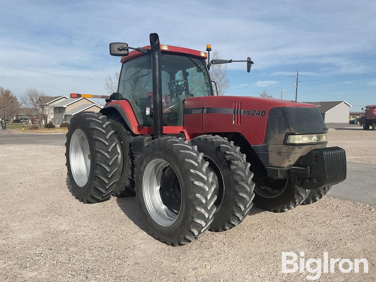 case-ih-mx240-image-3