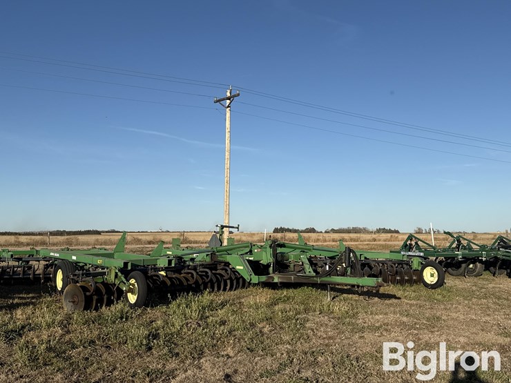 john-deere-637-image-3