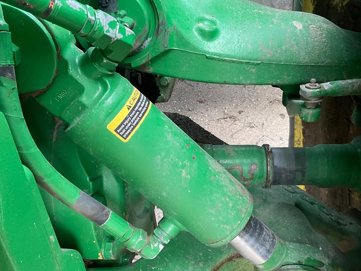 john-deere-8345r-image-13
