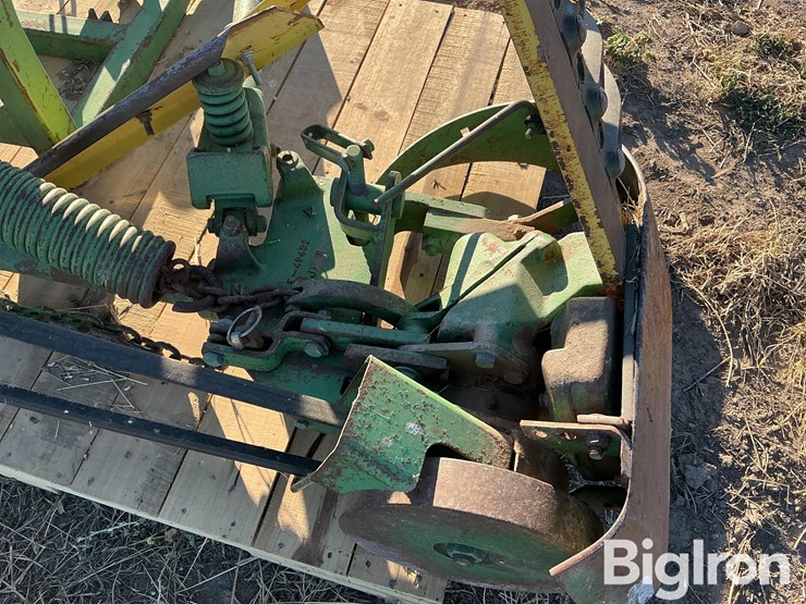 john-deere-350-image-16