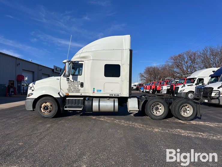 2016-international-prostar-image-8