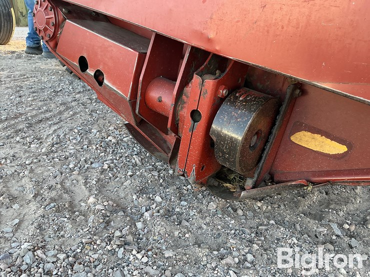 1992-hesston-8400-image-13