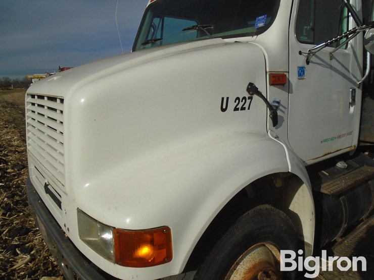 international-8100-image-14