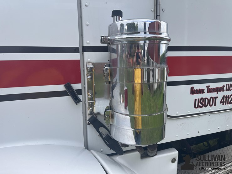 1998-peterbilt-378-image-13