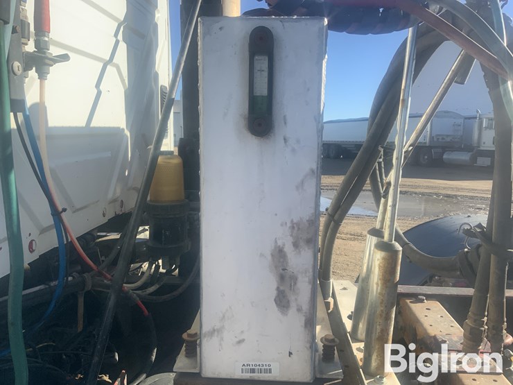 international-8600-image-17