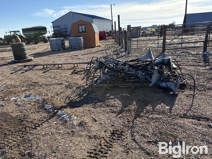 2016-john-deere-4830-image-6