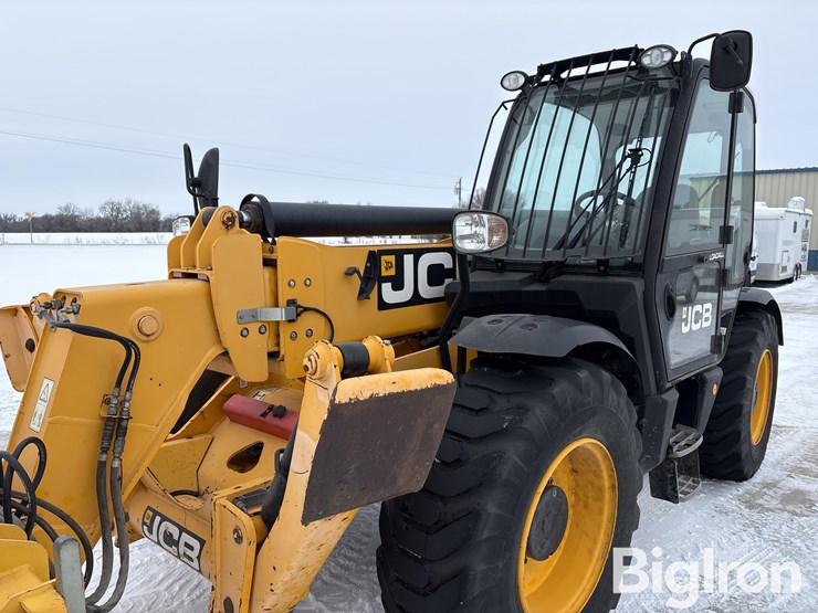 jcb-550-140-image-9