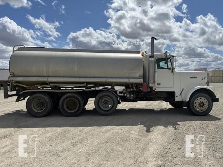 1985-freightliner-fld120-image-5