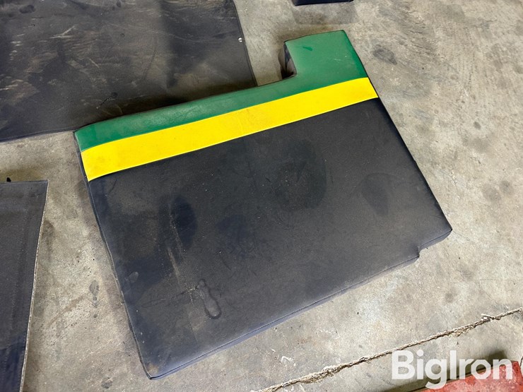 peterbilt-379-image-16