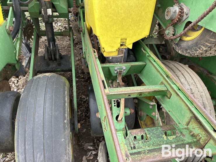 john-deere-1760-image-12
