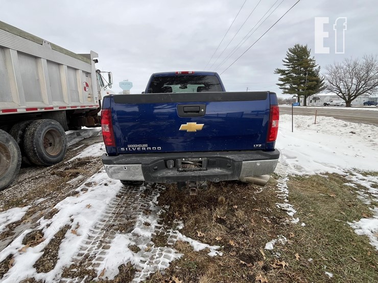 chevrolet-silverado-2500hd-ltz-image-6