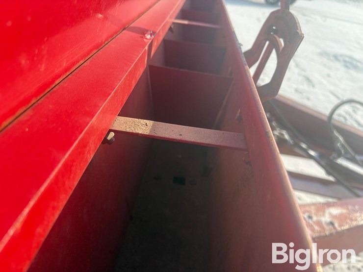 international-510-image-18