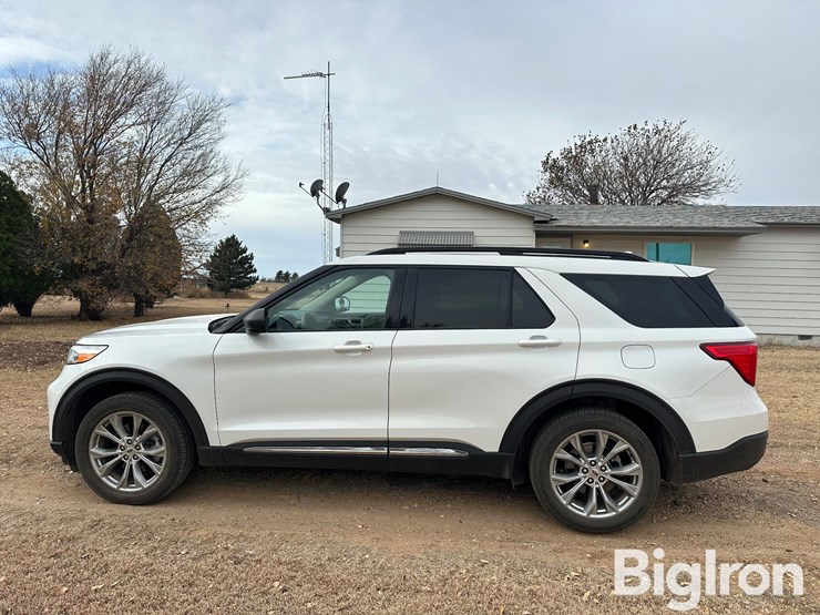 ford-explorer-xlt-image-8