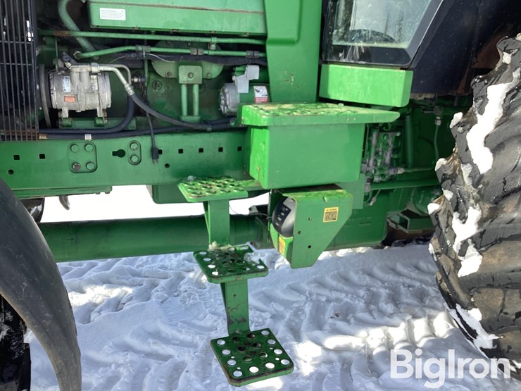 john-deere-4755-image-16