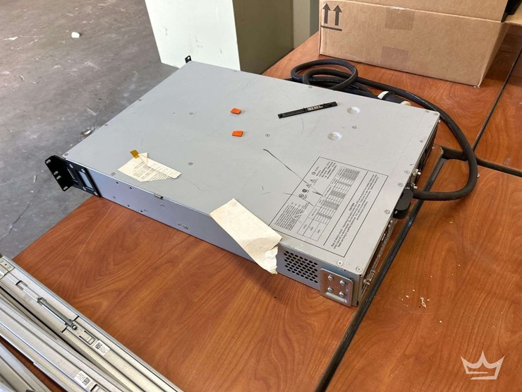 hp-proliant-dl360p-gen-8-6-bay-sff-server-with-misc-servers-image-18