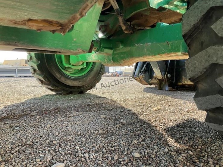 2018-deere-310l-ep-image-24