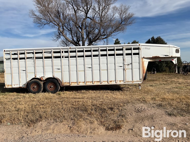 titan-trailer-image-4