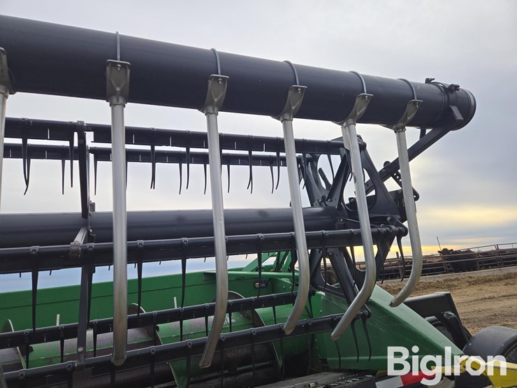 john-deere-630f-image-13