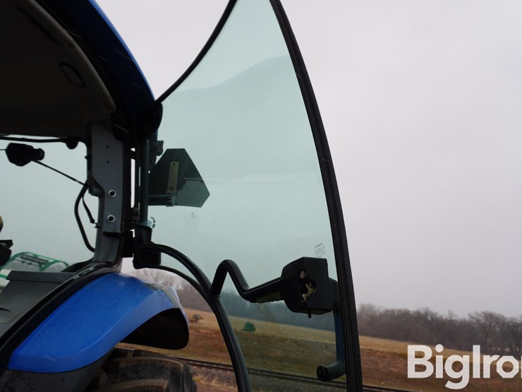 new-holland-t6050-image-18