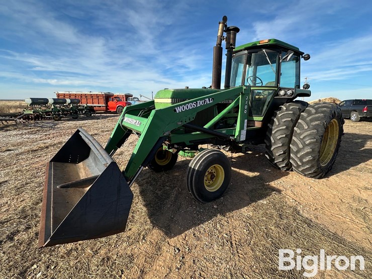 john-deere-4440-image-1