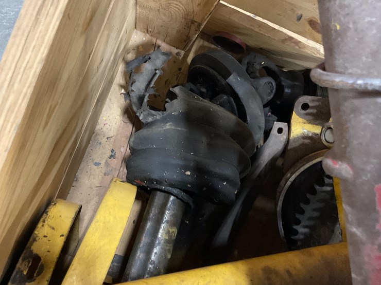 new-holland-br7090-image-11