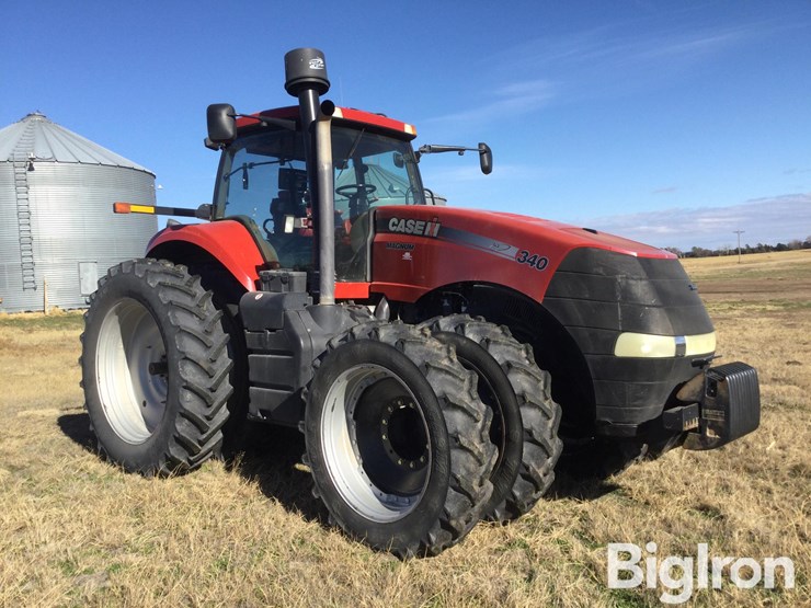 case-ih-magnum-340-image-3