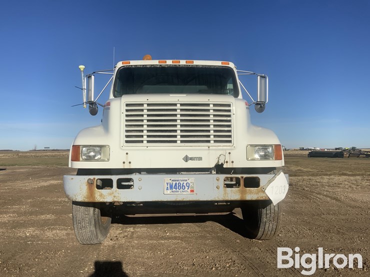 international-4900-image-2