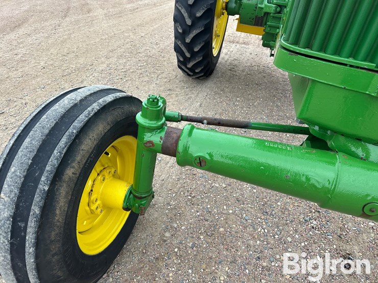 john-deere-70-image-17