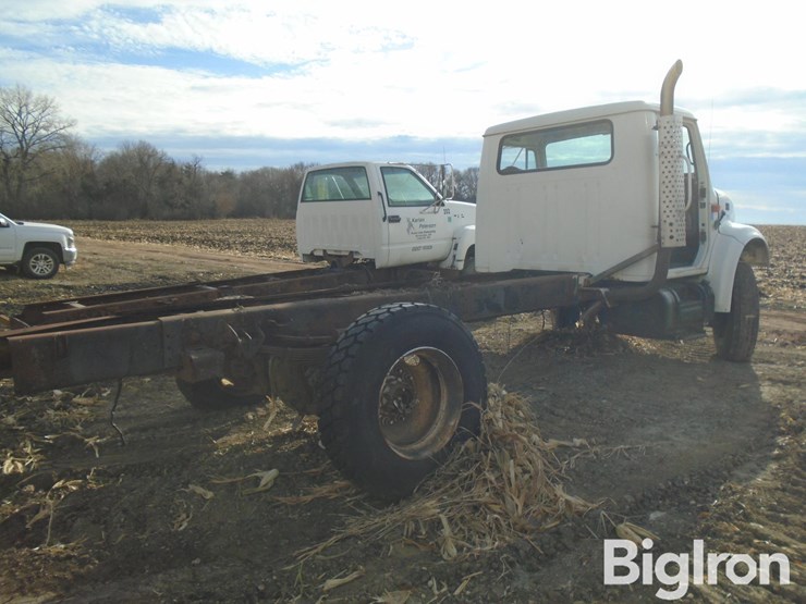 international-4700-image-5