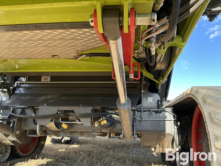 claas-lexion-8700tt-image-16