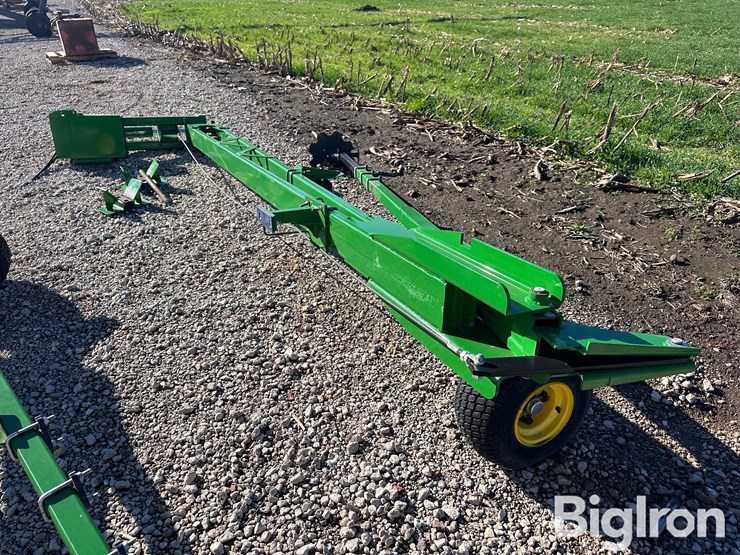 john-deere-1775nt-image-9