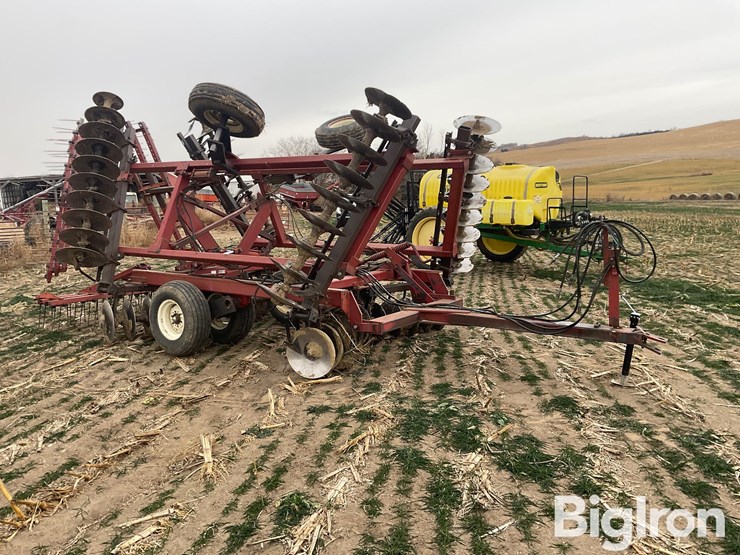 international-496-image-3