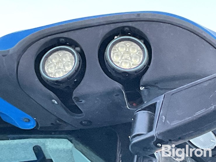 new-holland-t7.315-image-16