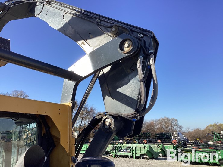 2020-deere-333g-image-19