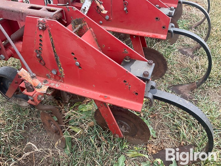 case-ih-184-image-16