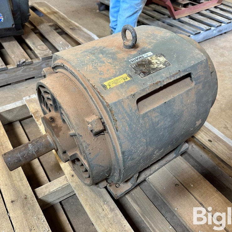 Toshiba 3-Phase Electric Motor