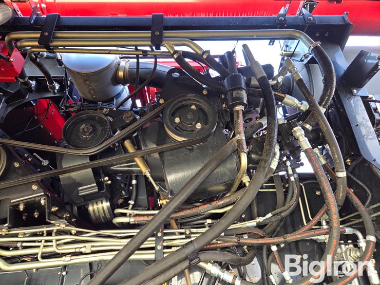 case-ih-6140-image-10