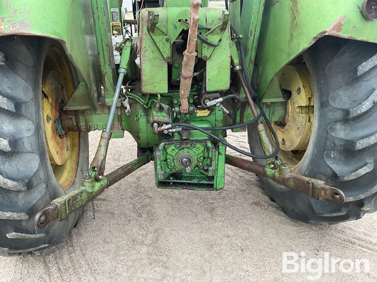 john-deere-4020-image-12