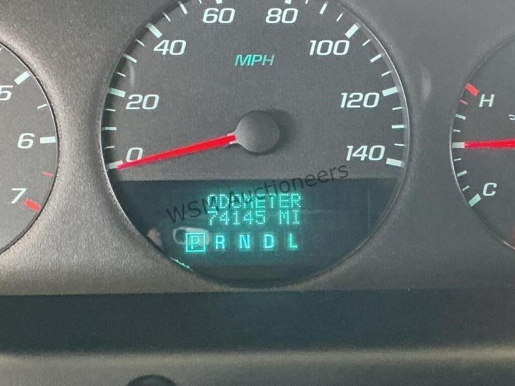 2015-chevrolet-impala-sdn-image-17