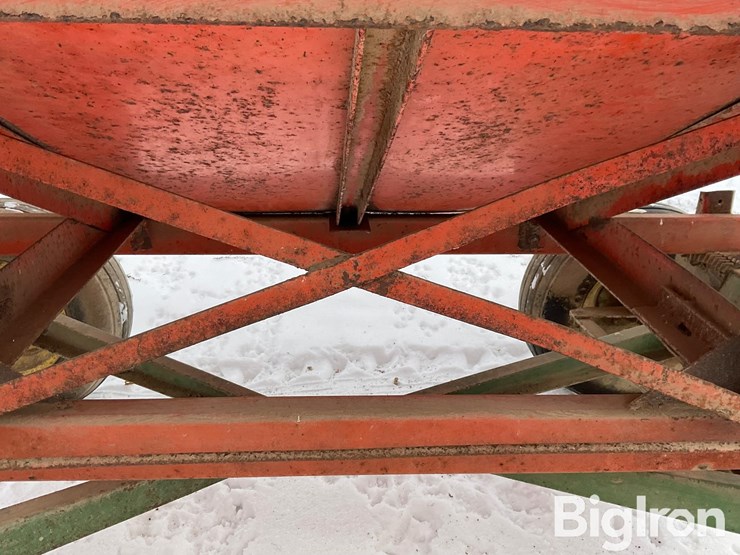 john-deere-1065-image-10