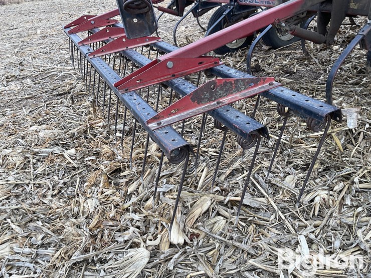 case-ih-4800-image-17