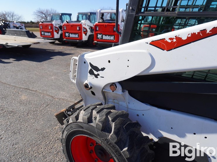2019-bobcat-s570-image-11