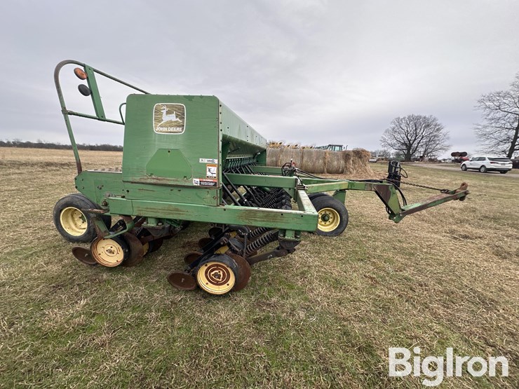 john-deere-750-image-4