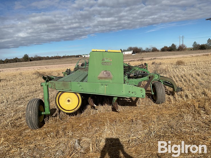 john-deere-9300-image-4