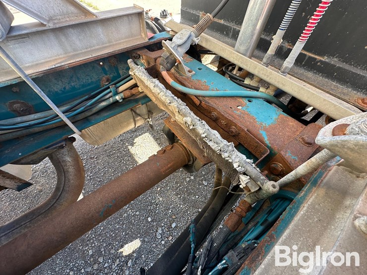 peterbilt-377-image-14