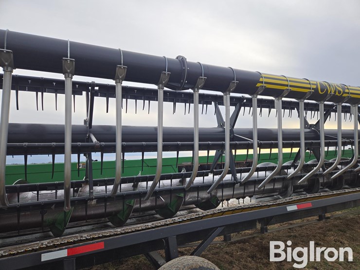 john-deere-630f-image-10