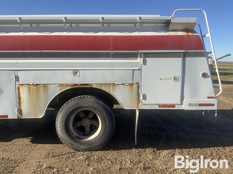 international-4900-image-15