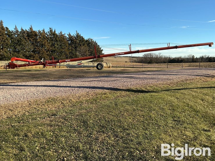 buhler-farm-king-16104-image-8